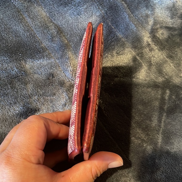 Christian Dior Monogram compact wallet in red - Picture 4 of 15